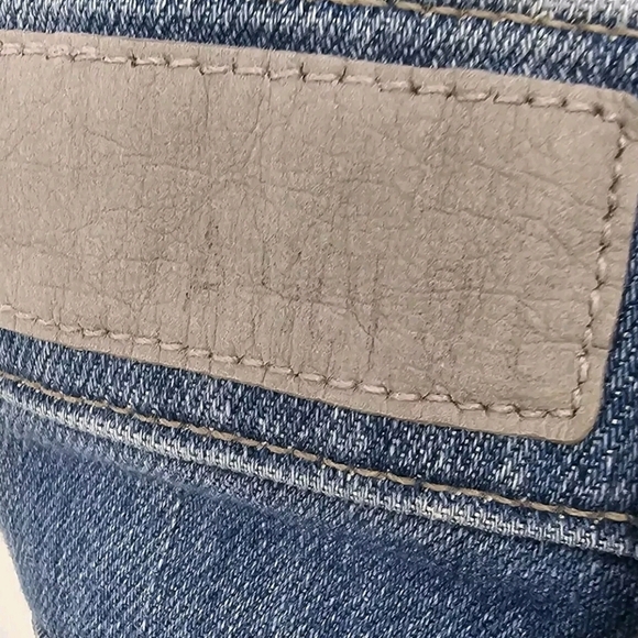 AGOLDE Isabel Slim Fit Overly Distressed Boyfriend Jeans Women's Size 31 - Picture 4 of 8